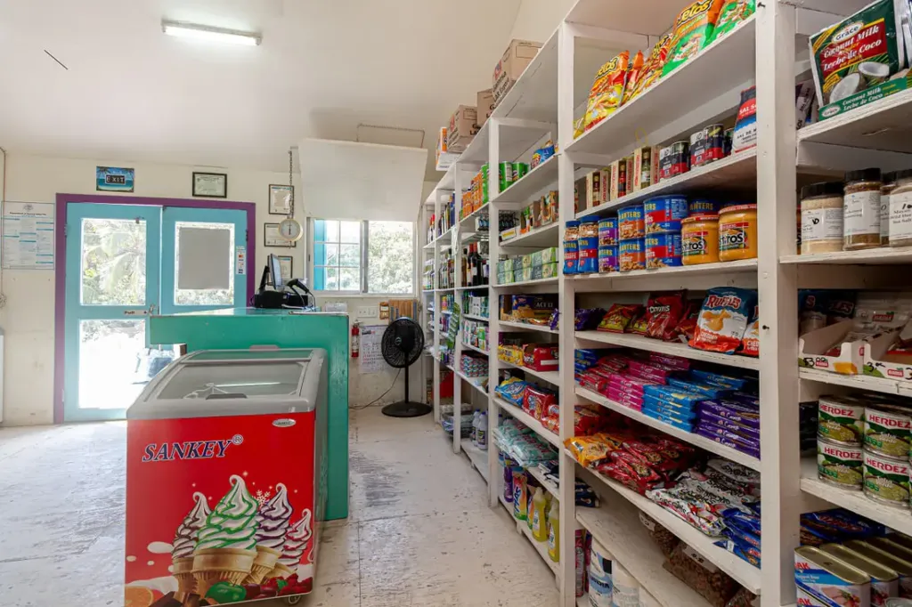 Cost of living in Belize, photo of supermarket