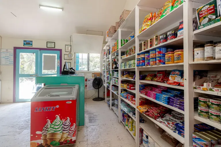 Cost of living in Belize, photo of supermarket